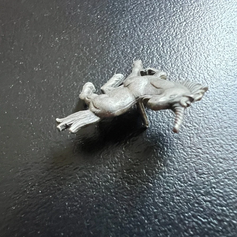JJ Vintage Unicorn Lapel Pin Pewter Tie Tack Mythical Fantasy Horse‎ Collectible